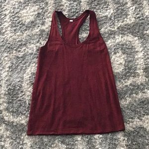 🍋 Lululemon tank top